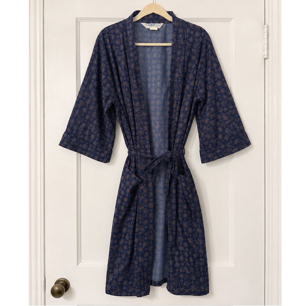 Vintage Hemingway Point Blue Medallion Print Belted Robe USA Made Size L/XL